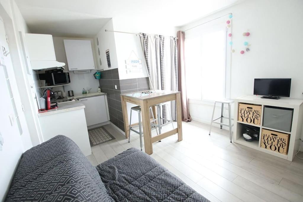 Joli Studio A 3 Min De La Plage - Renove En Avril 2025 Роаян Екстериор снимка